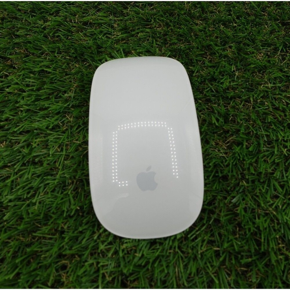 Apple Magic Mouse 1st Gen Battery-Powered A1296